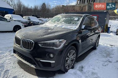 Внедорожник / Кроссовер BMW X1 2015 в Львове