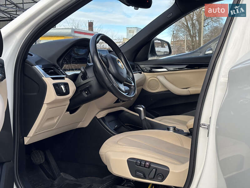 Внедорожник / Кроссовер BMW X1 2017 в Лубнах фото 13 Внедорожник / Кроссовер BMW X1 2017 в Лубнах