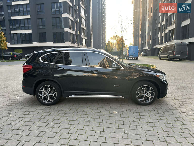 Внедорожник / Кроссовер BMW X1 2015 в Ивано-Франковске