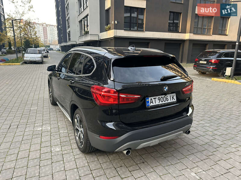 Внедорожник / Кроссовер BMW X1 2015 в Ивано-Франковске