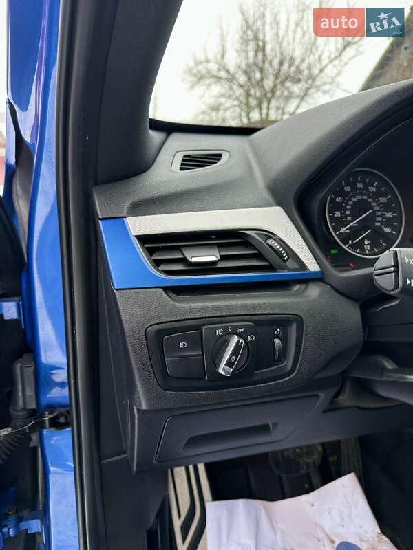 Позашляховик / Кросовер BMW X1 2016 в Звягелі