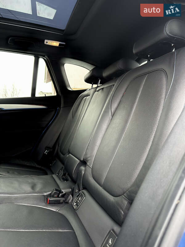 Позашляховик / Кросовер BMW X1 2016 в Звягелі