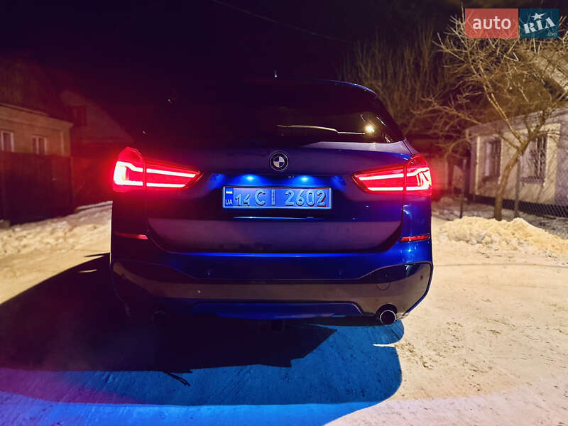 Позашляховик / Кросовер BMW X1 2016 в Звягелі