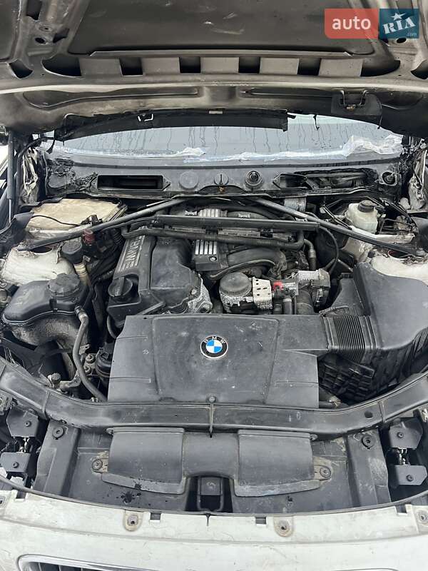 Внедорожник / Кроссовер BMW X1 2011 в Киеве