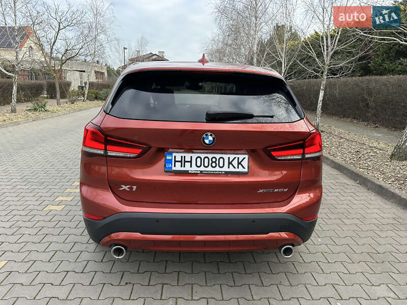 Внедорожник / Кроссовер BMW X1 2020 в Одессе