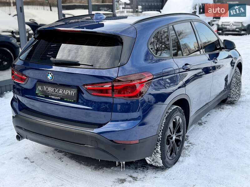 Внедорожник / Кроссовер BMW X1 2017 в Киеве