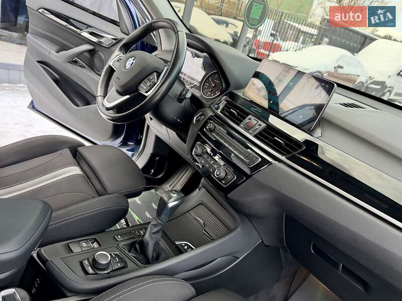 Внедорожник / Кроссовер BMW X1 2017 в Киеве