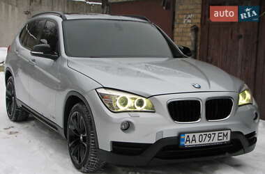 Позашляховик / Кросовер BMW X1 2014 в Києві