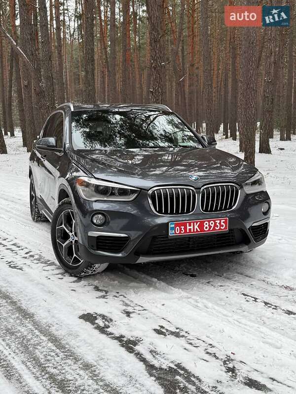 Внедорожник / Кроссовер BMW X1 2016 в Ахтырке