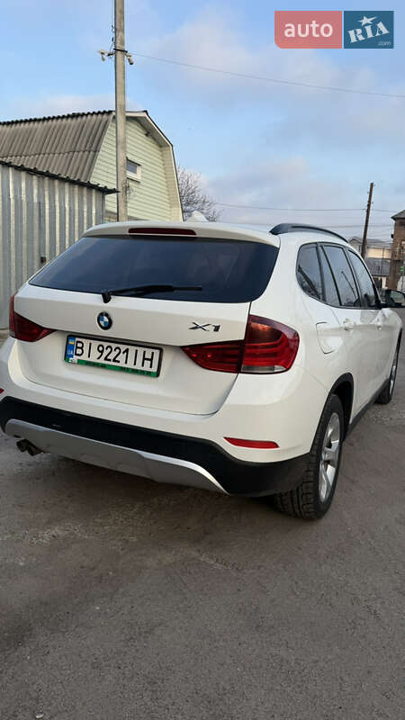 Внедорожник / Кроссовер BMW X1 2014 в Кременчуге