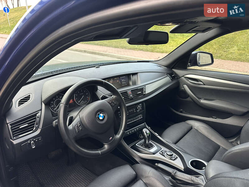 Внедорожник / Кроссовер BMW X1 2015 в Киеве