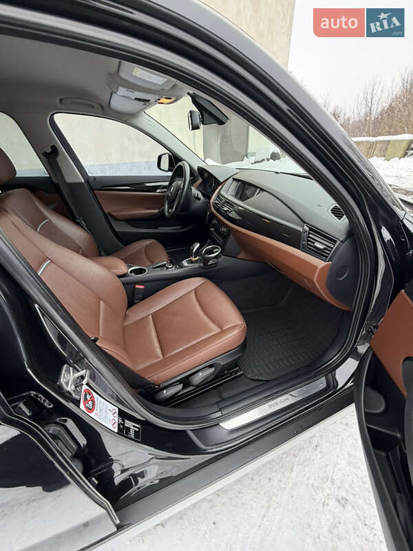 Внедорожник / Кроссовер BMW X1 2013 в Дубно фото 27 Внедорожник / Кроссовер BMW X1 2013 в Дубно