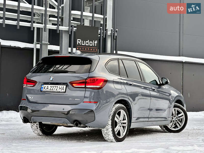 Внедорожник / Кроссовер BMW X1 2022 в Киеве