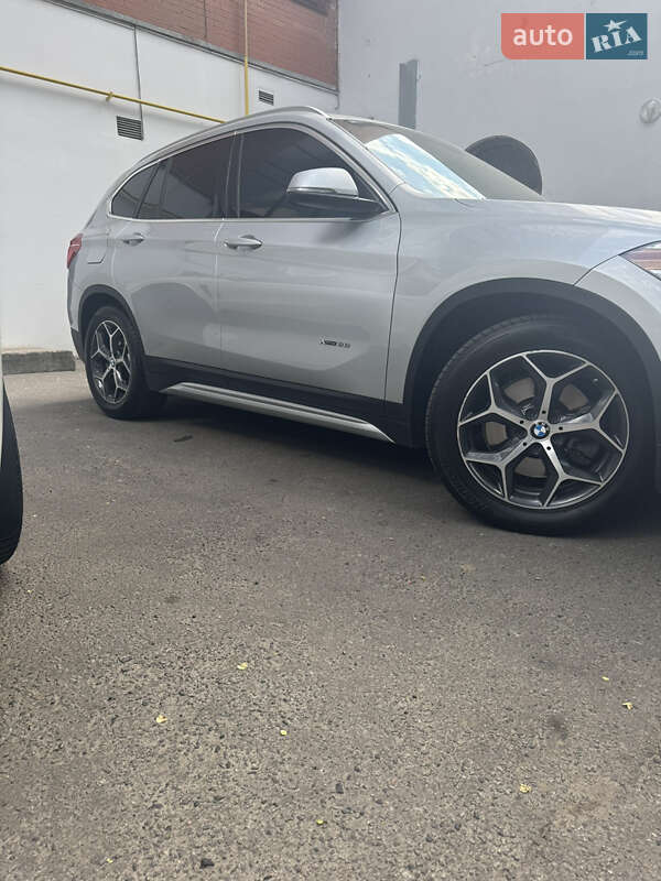 Внедорожник / Кроссовер BMW X1 2016 в Харькове фото 8 Внедорожник / Кроссовер BMW X1 2016 в Харькове