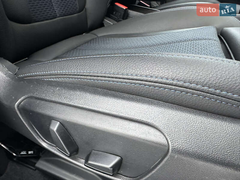 Внедорожник / Кроссовер BMW X1 2022 в Киеве