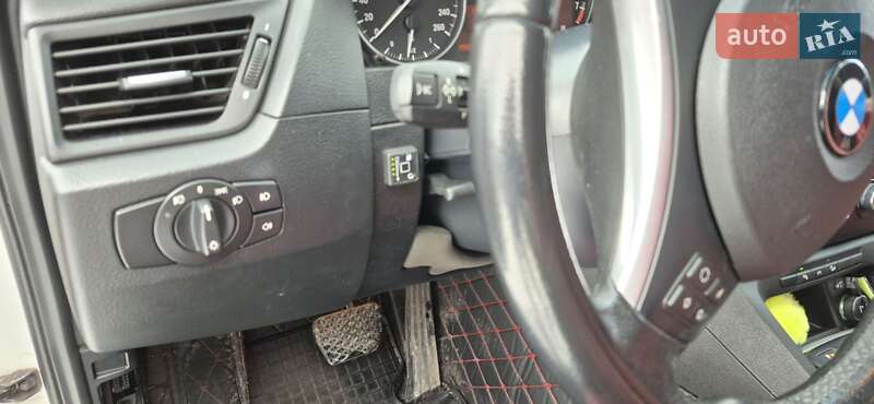 Внедорожник / Кроссовер BMW X1 2010 в Харькове