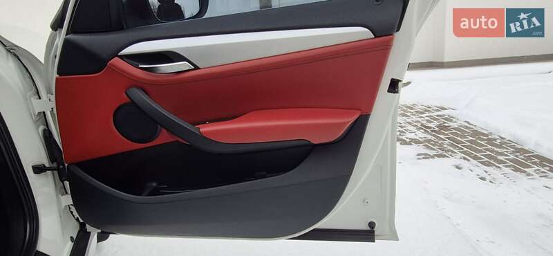 Внедорожник / Кроссовер BMW X1 2010 в Харькове