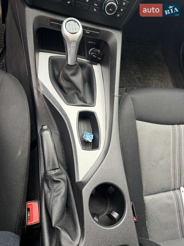 Внедорожник / Кроссовер BMW X1 2011 в Звенигородке