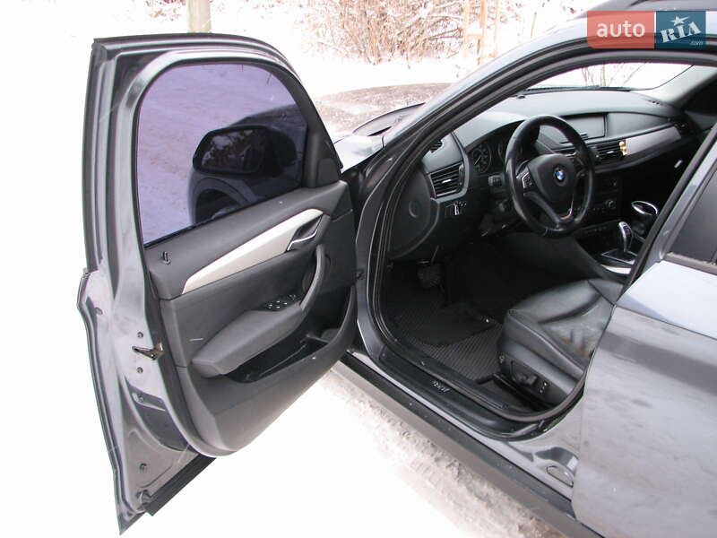 Внедорожник / Кроссовер BMW X1 2012 в Киеве