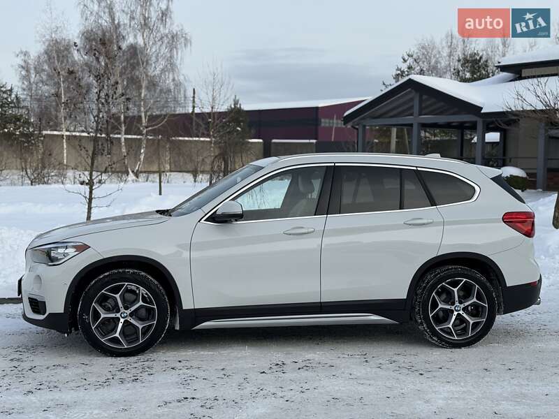 Внедорожник / Кроссовер BMW X1 2018 в Львове
