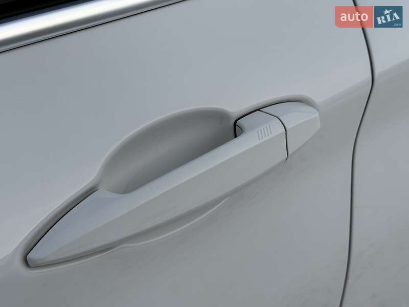 Внедорожник / Кроссовер BMW X1 2018 в Львове