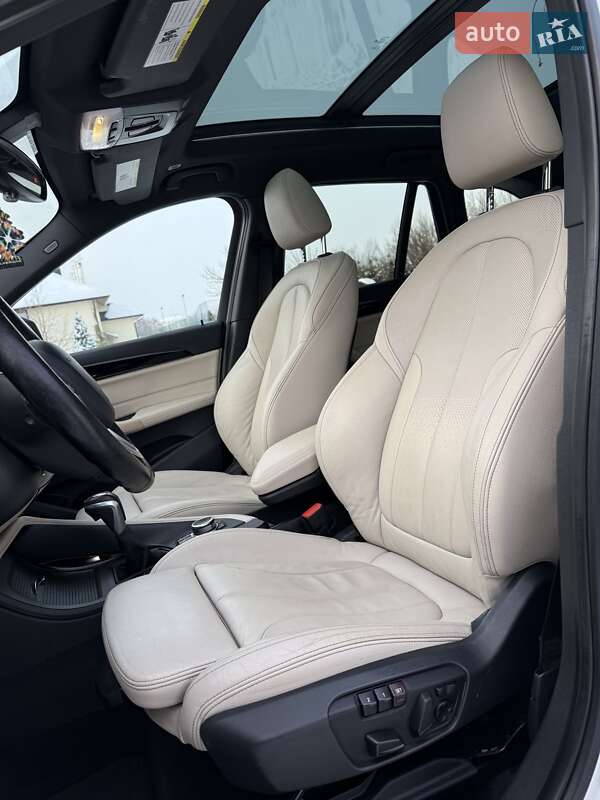 Внедорожник / Кроссовер BMW X1 2018 в Львове