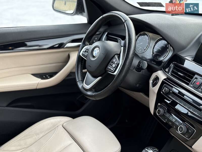 Внедорожник / Кроссовер BMW X1 2018 в Львове