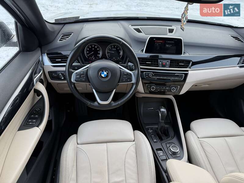 Внедорожник / Кроссовер BMW X1 2018 в Львове