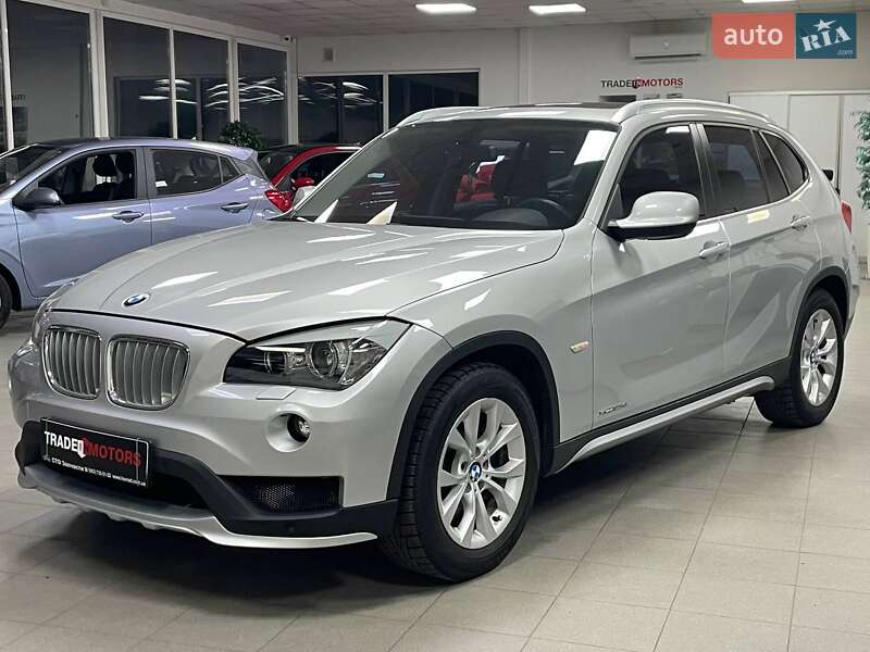Внедорожник / Кроссовер BMW X1 2011 в Киеве