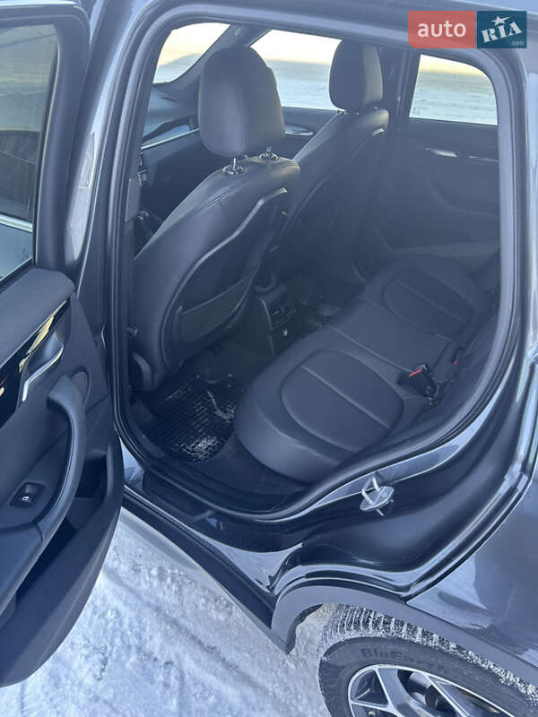 Внедорожник / Кроссовер BMW X1 2016 в Белой Церкви