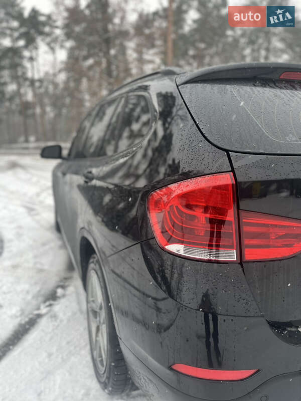 Внедорожник / Кроссовер BMW X1 2013 в Буче
