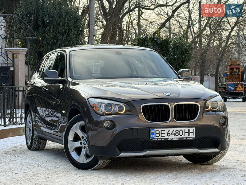 Внедорожник / Кроссовер BMW X1 2010 в Одессе
