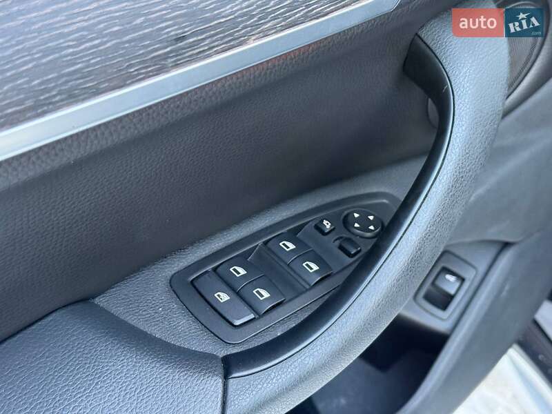 Внедорожник / Кроссовер BMW X1 2016 в Хмельницком