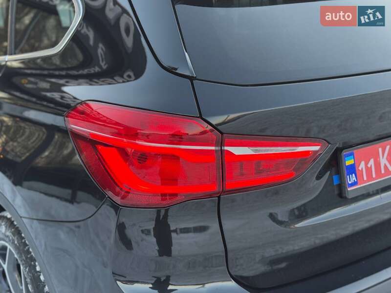 Внедорожник / Кроссовер BMW X1 2016 в Хмельницком