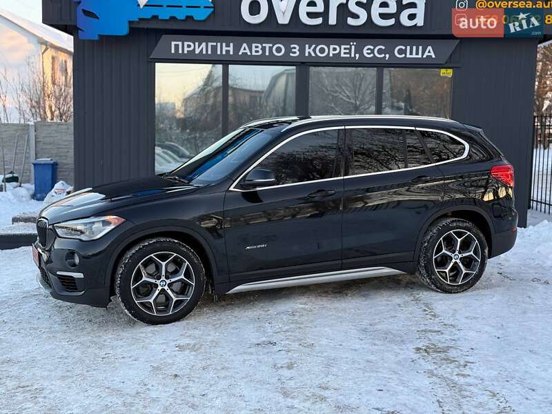 Внедорожник / Кроссовер BMW X1 2016 в Хмельницком