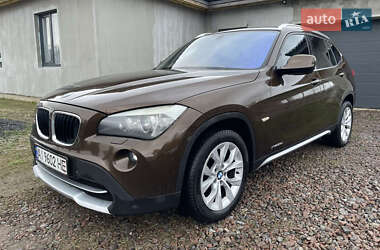 Позашляховик / Кросовер BMW X1 2012 в Києві