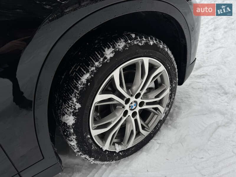 Внедорожник / Кроссовер BMW X1 2017 в Умани