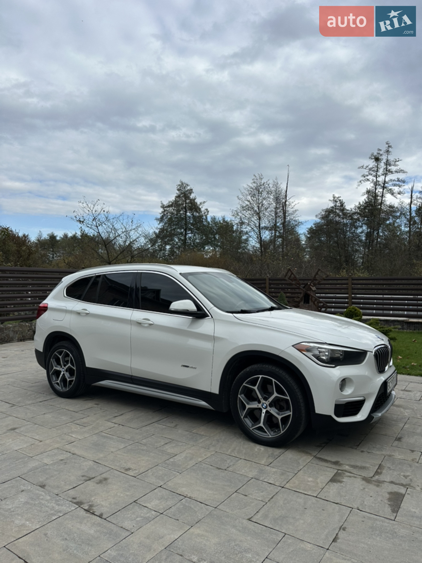 2017 BMW X1 - мініатюра 3