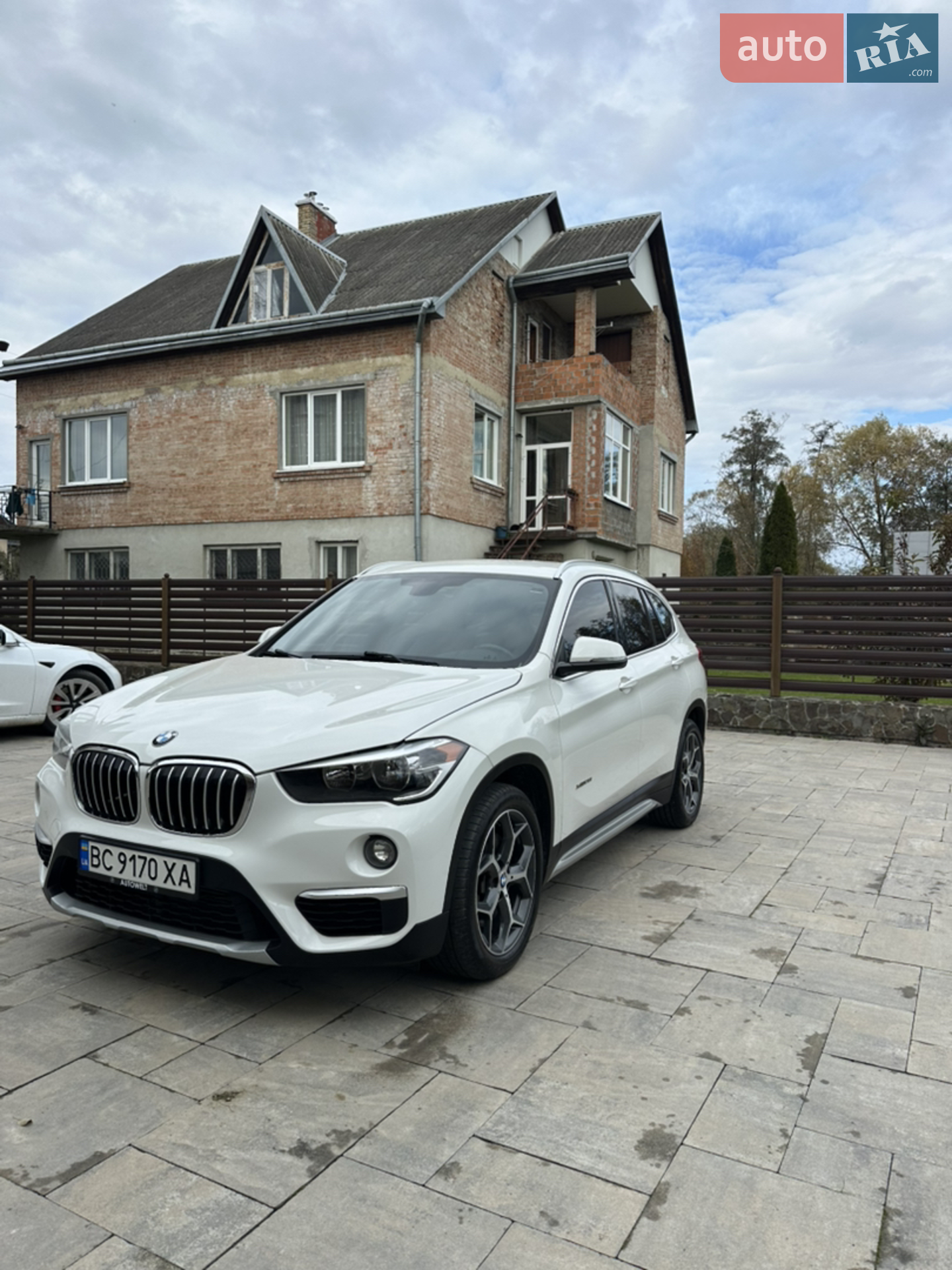 2017 BMW X1 - фото 1