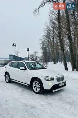 Внедорожник / Кроссовер BMW X1 2010 в Киеве