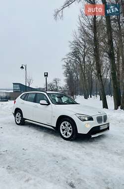 Внедорожник / Кроссовер BMW X1 2010 в Киеве