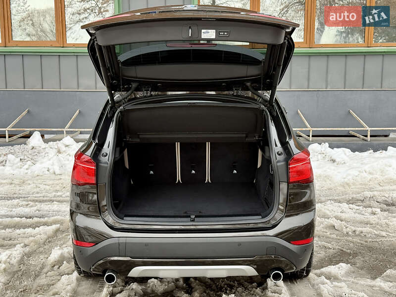 Внедорожник / Кроссовер BMW X1 2015 в Ровно