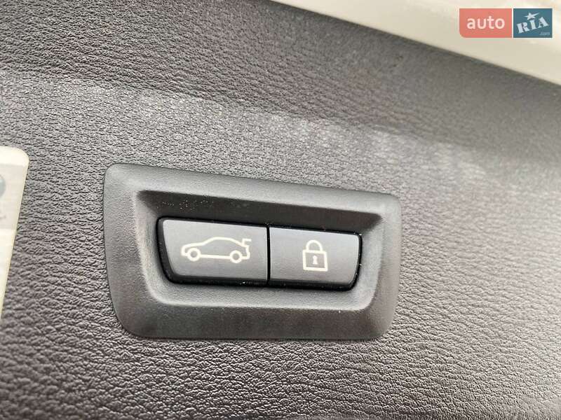 Внедорожник / Кроссовер BMW X1 2017 в Хмельницком