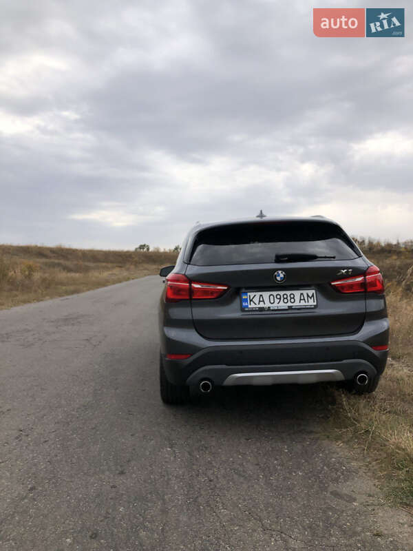 Внедорожник / Кроссовер BMW X1 2017 в Харькове