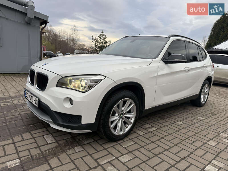 Внедорожник / Кроссовер BMW X1 2015 в Львове
