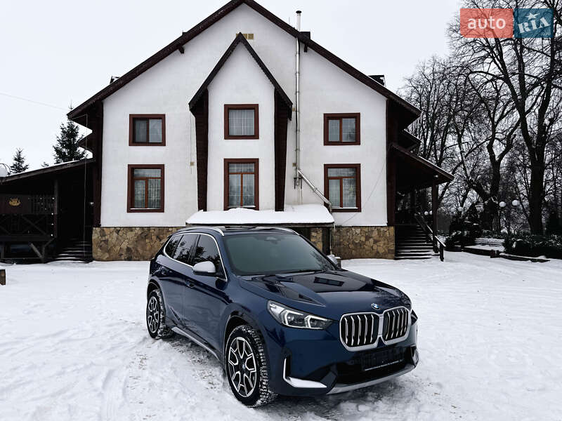 Внедорожник / Кроссовер BMW X1 2023 в Виннице