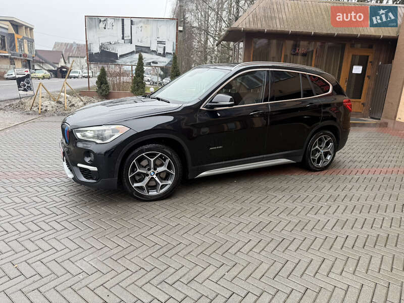 Внедорожник / Кроссовер BMW X1 2016 в Тячеве