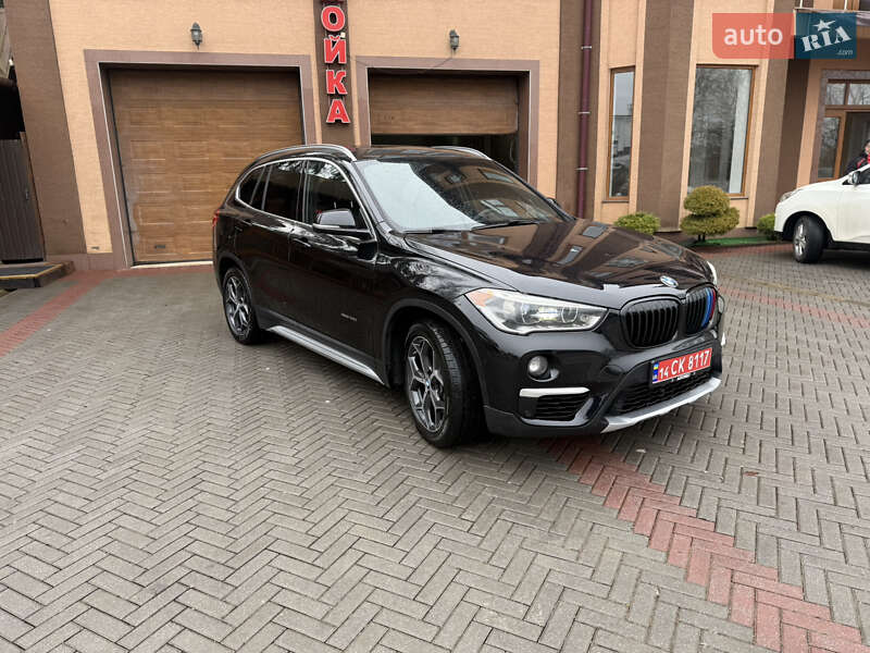 Внедорожник / Кроссовер BMW X1 2016 в Тячеве