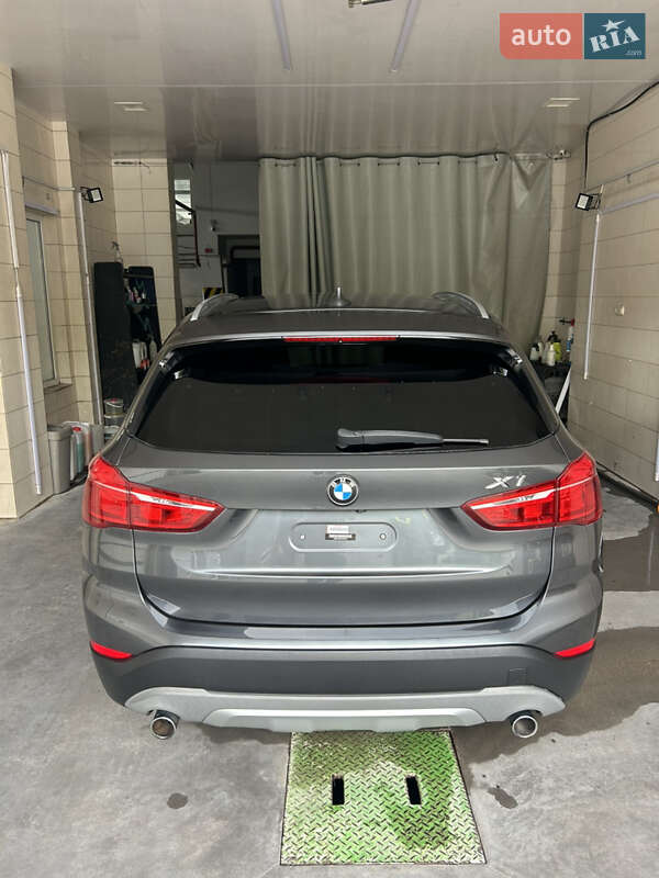 Внедорожник / Кроссовер BMW X1 2018 в Ивано-Франковске