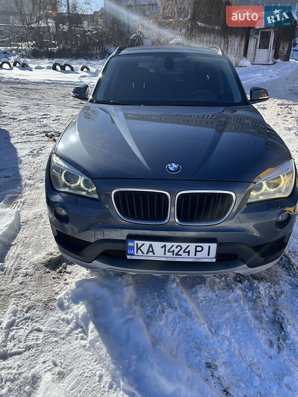 Позашляховик / Кросовер BMW X1 2014 в Києві